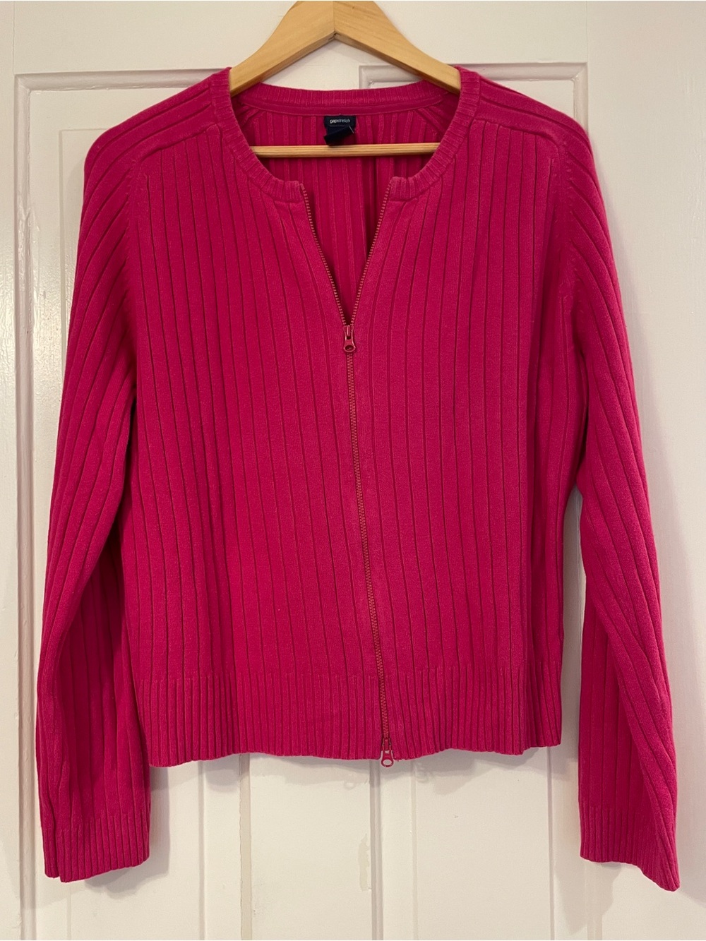 Vintage GAP Y2K Hot Pink Ribbed Knit Zip-Up Cardigan Sweater - Size XL